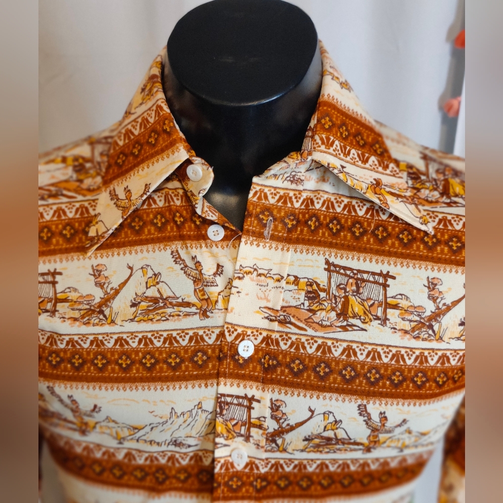 American Indians  super Rare Vintage Levi's nylon dagger collar Shirt 70s